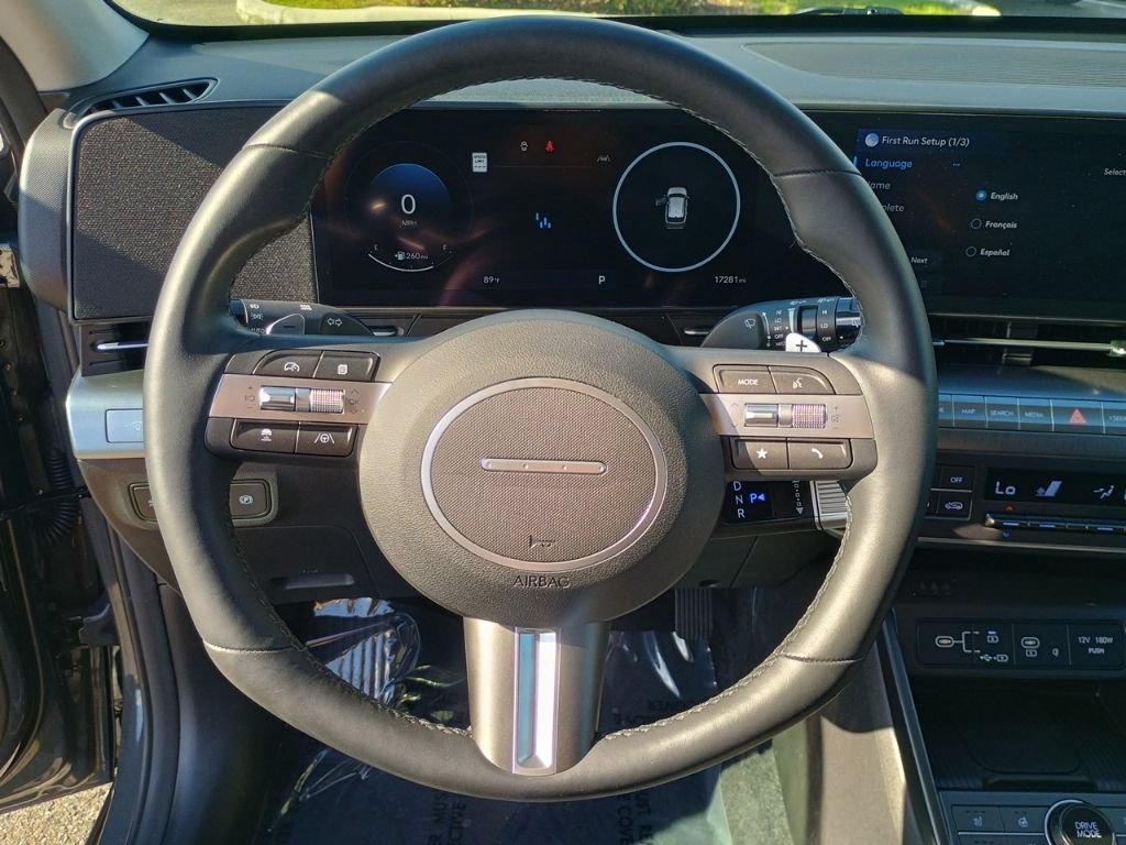 Used 2025 Hyundai Kona Limited FWD image 25