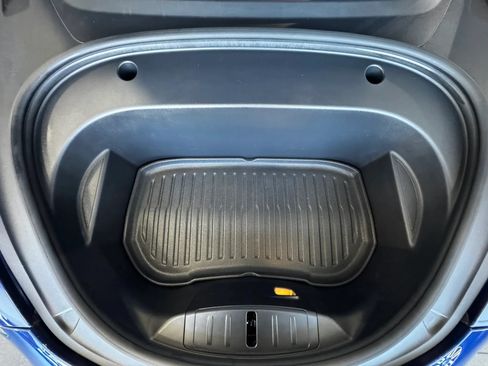 Used 2022 Tesla Model 3 Long Range AWD/4WD image 40