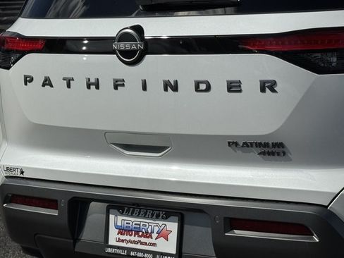 New 2026 Nissan Pathfinder Platinum AWD/4WD image 26