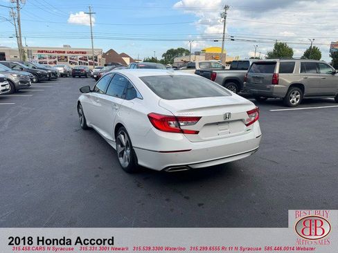 Used 2018 Honda Accord Touring image 5
