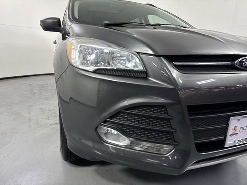 Used 2016 Ford Escape SE w/ Equipment Group 201A AWD/4WD image 29