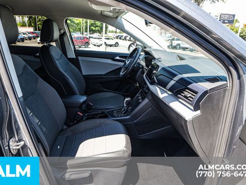 Used 2022 Volkswagen Taos SE image 22
