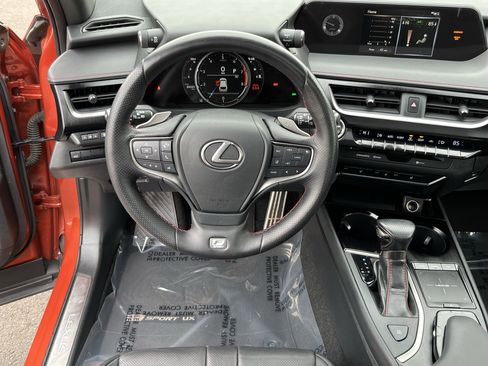 Used 2019 Lexus UX 200 F Sport w/ F Sport Premium Package image 12