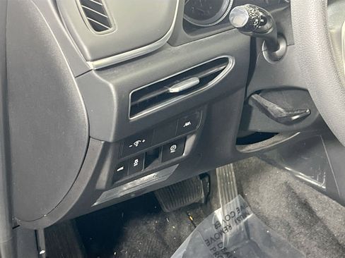 Used 2023 Hyundai Sonata SEL w/ Cargo Package image 10