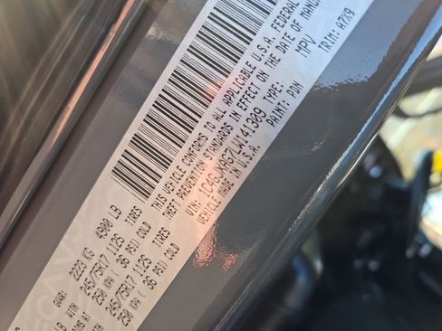 Used 2020 Jeep Wrangler Sport image 6