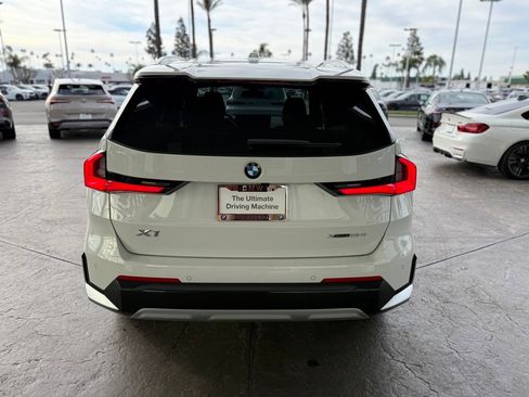 New 2026 BMW X1 xDrive28i w/ Convenience Package image 4