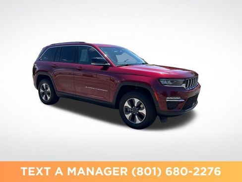 Used 2023 Jeep Grand Cherokee 4WD 4xe image 7