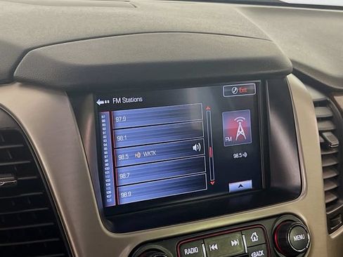 Used 2016 GMC Yukon Denali w/ Open Road Package AWD/4WD image 13