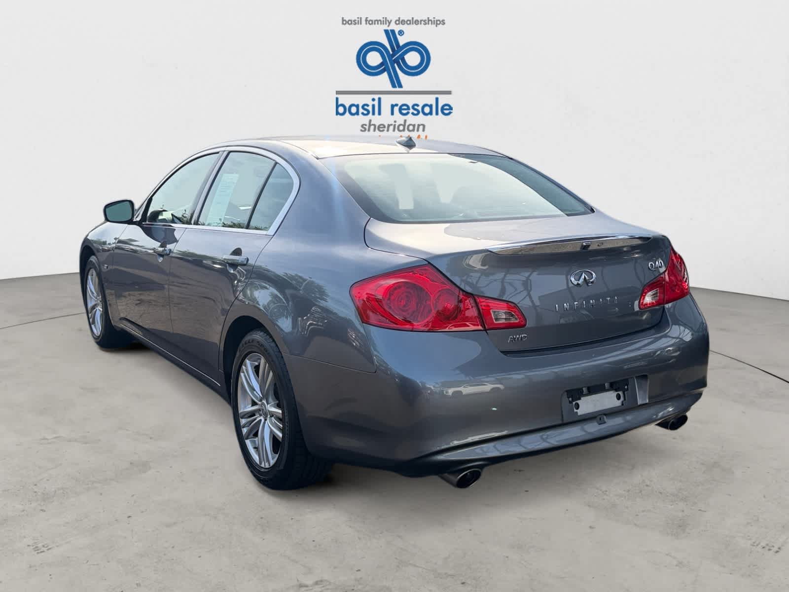 Used 2015 INFINITI Q40 AWD w/ Navigation Package image 5