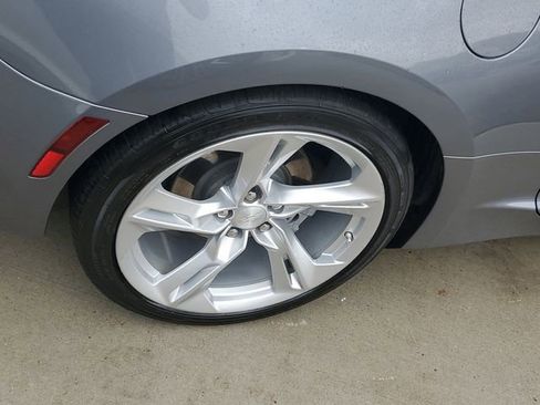 Certified 2021 Chevrolet Camaro LT w/ RS Package RWD image 5