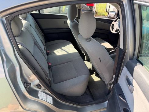 Used 2010 Nissan Sentra 2.0 FWD image 12