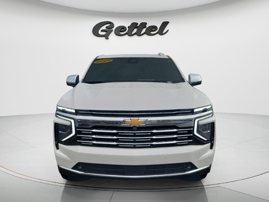 Used 2025 Chevrolet Tahoe Premier RWD image 2