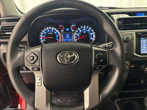 Used 2019 Toyota 4Runner SR5 Premium image 13
