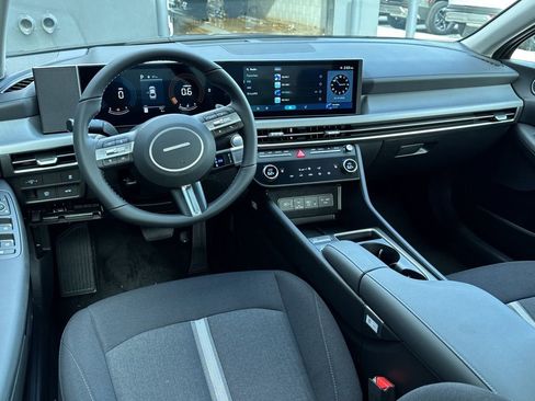 New 2026 Hyundai Sonata SEL FWD image 2