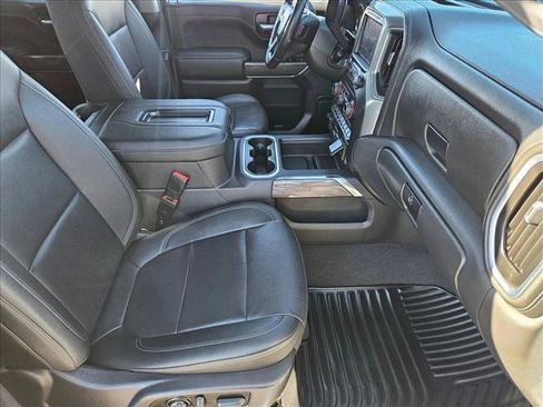 Used 2021 Chevrolet Silverado 1500 LTZ w/ Z71 Off-Road Package image 19