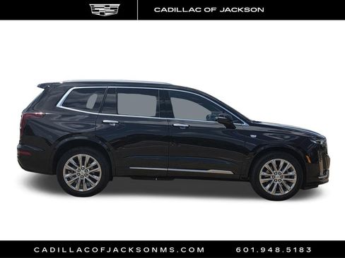 Certified 2024 Cadillac XT6 Premium Luxury w/ LPO, Floor Liner Package AWD/4WD image 4