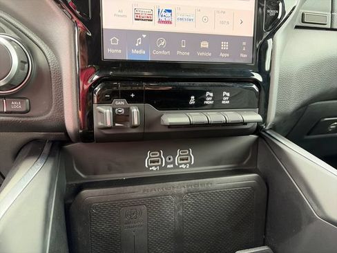 Used 2025 RAM 1500 Big Horn AWD/4WD image 18
