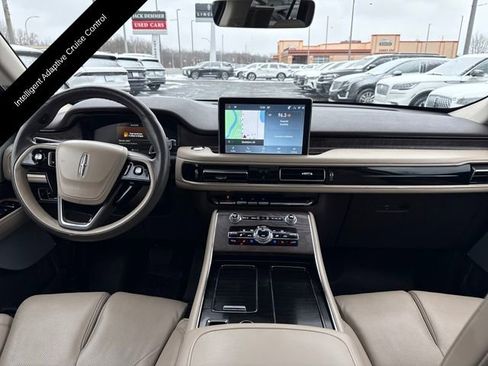 Certified 2023 Lincoln Aviator Reserve w/ Equipment Group 201A image 17