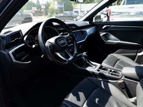 Used 2020 Audi Q3 2.0T Premium AWD/4WD image 21