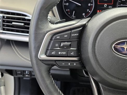 Used 2023 Subaru Outback Limited image 18