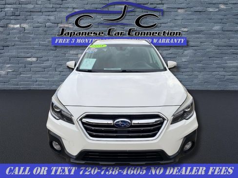 Used 2018 Subaru Outback 3.6R Touring AWD/4WD image 5