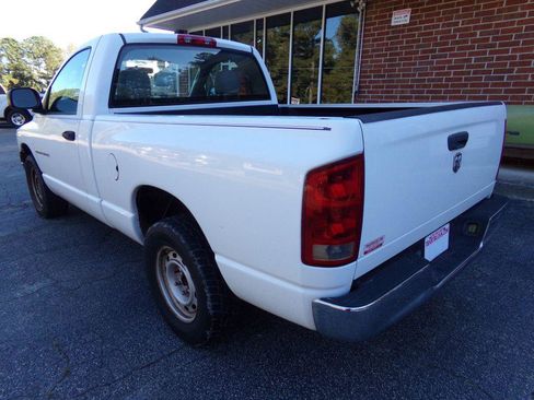Used 2005 Dodge Ram 1500 Truck ST image 5