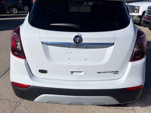 Used 2019 Buick Encore Sport Touring AWD/4WD image 5