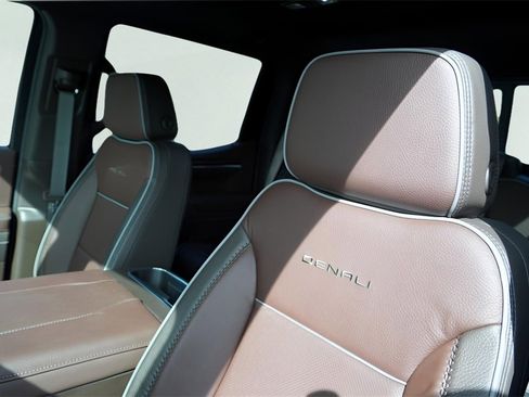 New 2026 GMC Sierra 1500 Denali image 12