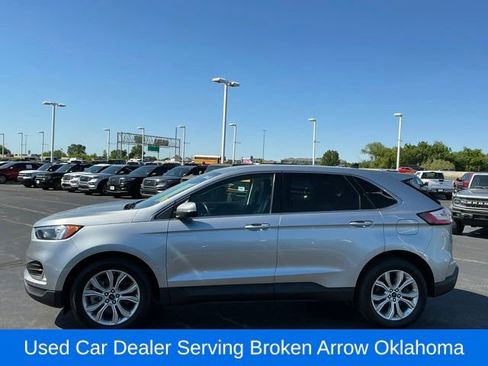 Used 2024 Ford Edge Titanium AWD/4WD image 6