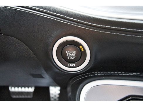 Used 2022 Dodge Challenger R/T w/ Plus Package image 20