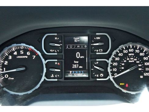 Used 2021 Toyota Tundra Platinum AWD/4WD image 15