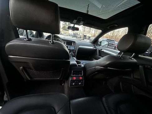 Used 2015 Audi Q7 3.0T S line Prestige w/ 21" S Line Plus Package image 10