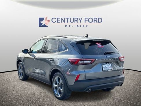 Used 2025 Ford Escape ST-Line w/ Equipment Group 301A image 4