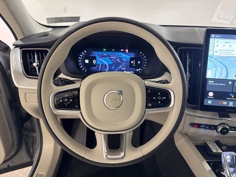 New 2026 Volvo XC60 B5 Ultra w/ Protection Package Premier image 11