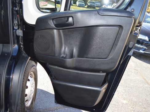 Used 2021 RAM ProMaster 3500 w/ Premium Appearance Group image 21