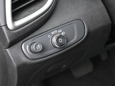 Used 2020 Chevrolet Trax LS image 14