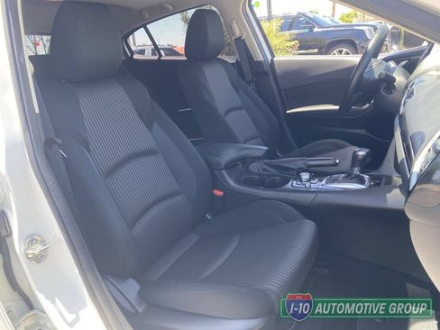 Used 2016 MAZDA MAZDA3 i Touring w/ Popular Equipment Package FWD image 9