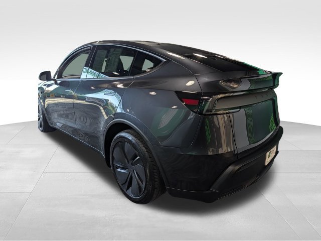 Used 2026 Tesla Model Y Long Range AWD/4WD image 5