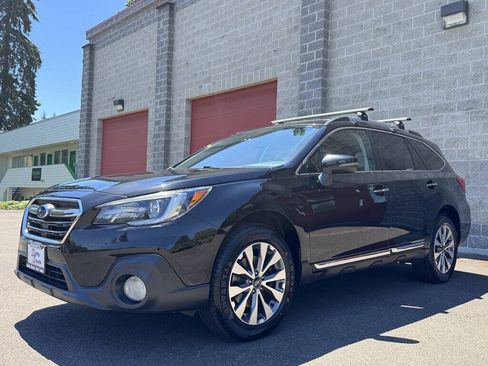 Used 2019 Subaru Outback 2.5i Touring w/ Popular Package #3A AWD/4WD image 11