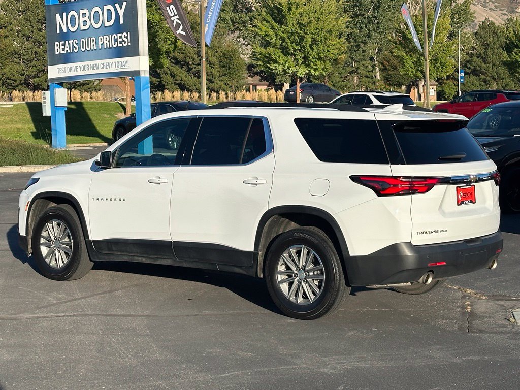 Certified 2022 Chevrolet Traverse LT AWD/4WD image 14