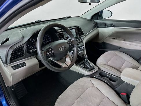 Used 2020 Hyundai Elantra SEL image 10