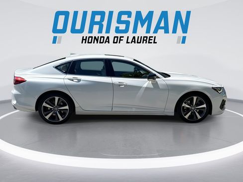 Used 2024 Acura TLX w/ Technology Package FWD image 9