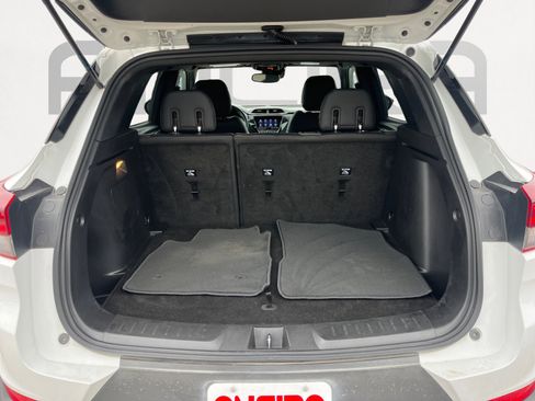 Used 2022 Chevrolet TrailBlazer ACTIV w/ Convenience Package FWD image 12