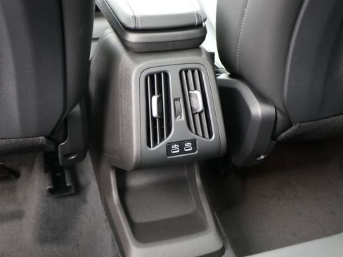 Certified 2025 BMW X1 xDrive28i w/ Convenience Package image 32