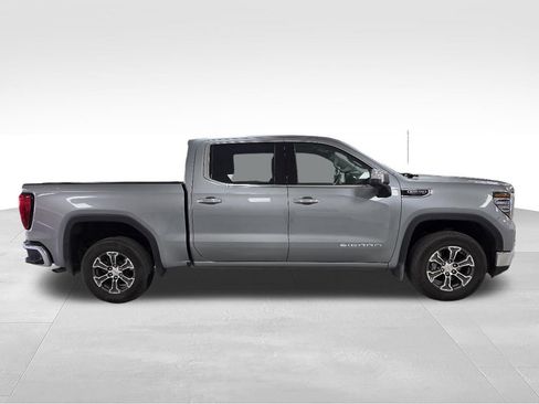 Used 2026 GMC Sierra 1500 SLT AWD/4WD image 5