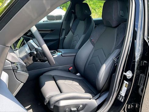 New 2026 BMW 530i xDrive w/ M Sport Package image 7