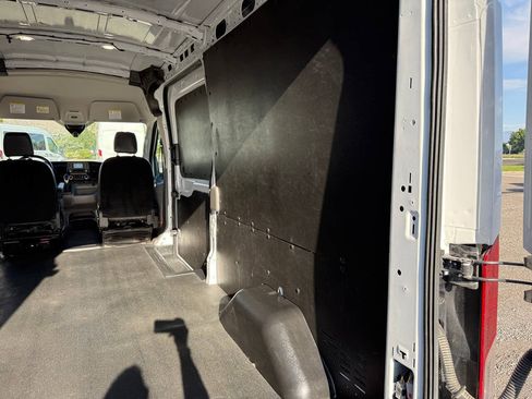 Used 2023 Ford Transit 250 Medium Roof AWD w/ Load Area Protection Package image 23