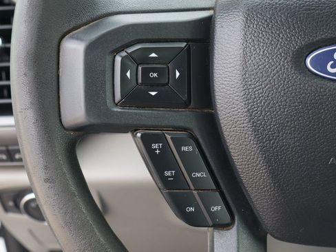 Used 2022 Ford F550 2WD Crew Cab Super Duty w/ Power Equipment Group image 25