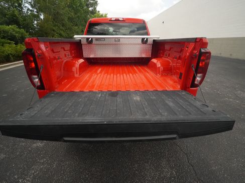 Used 2025 GMC Sierra 1500 Pro w/ Pro Value Package AWD/4WD image 11