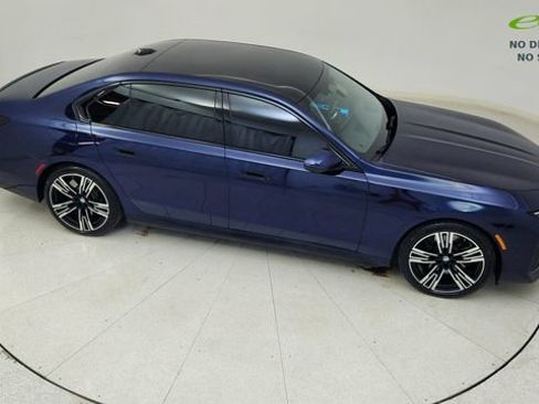 Used 2023 BMW 760i xDrive AWD/4WD image 76